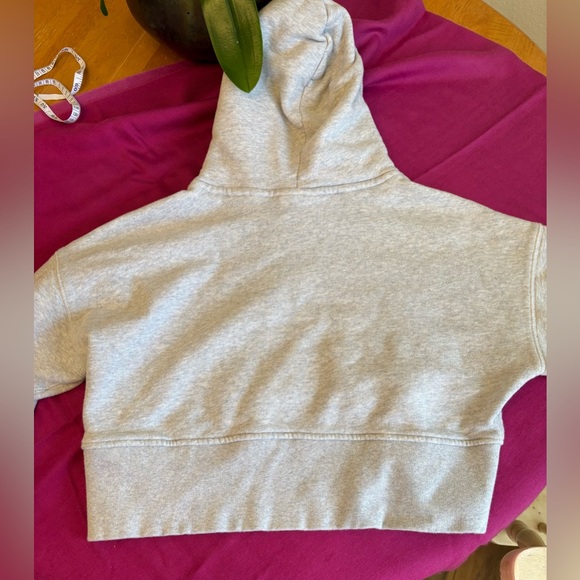 Adidas Women’s Gray Cropped Logo Hoodie Size S - Picture 10 of 10